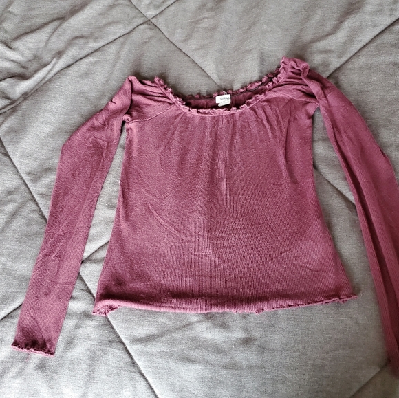 Garage Tops - Long Sleeve Crop Top - Closing Account Make Offer